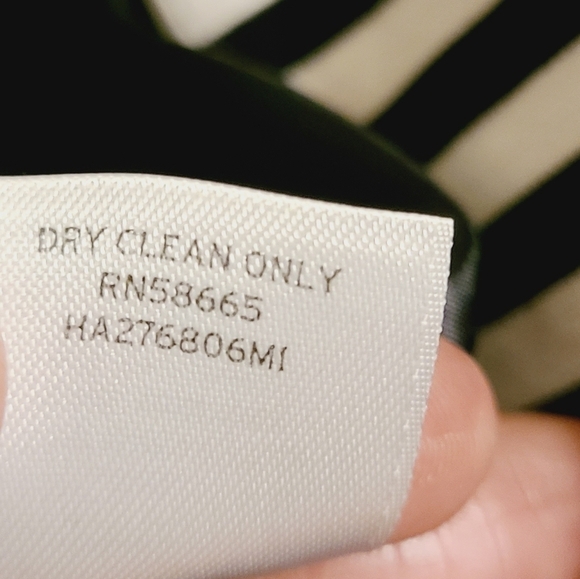 Halogen | Black & White Striped Cropped Blazer Jacket (Size Large) - Picture 6 of 14